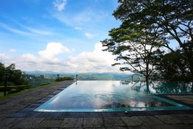 Randholee Resort & Spa
