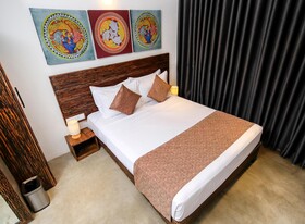 Selene City Hotel