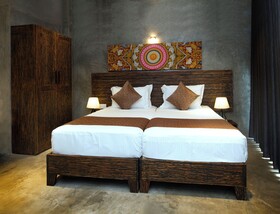 Selene City Hotel