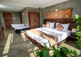 Selene City Hotel