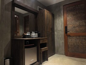 Selene City Hotel