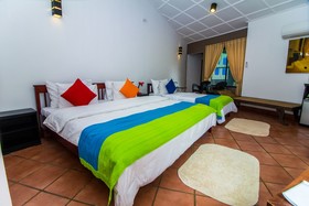 Settle Inn Tourist Lodge