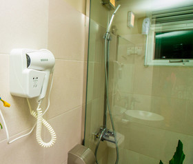 Settle Inn Tourist Lodge