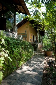 The Kandy Samadhi Center