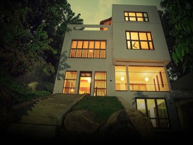 Urban Castle Guest House