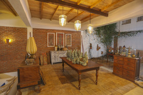 Urban Castle Guest House