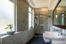 Viyana Boutique
