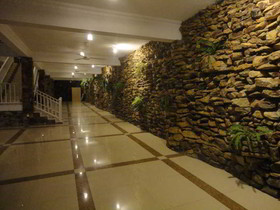 Full Moon Garden