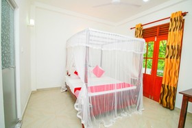 Sea Life Madiha Hotel by OYO Rooms