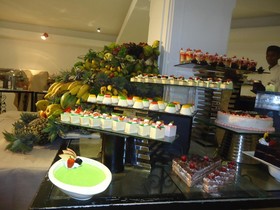 Araliya Green Hills Hotel