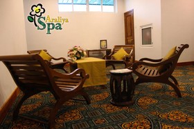 Araliya Green Hills Hotel