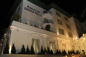 Araliya Green Hills Hotel