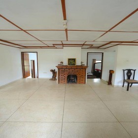 Champ Villa