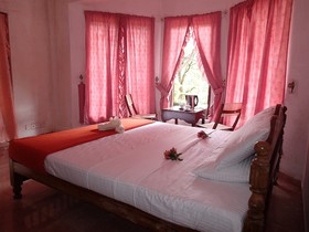 Emerald Villa