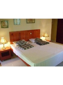 Happiness Lodge