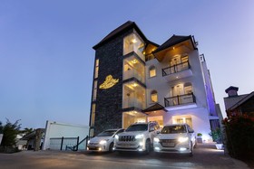 Hotel Grand Turf