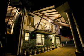 La Cottage Boutique Hotel & Restuarant