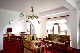 New Royal Mount Hotel