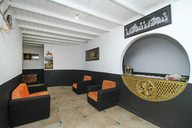 Royal Hotel by OYO Rooms