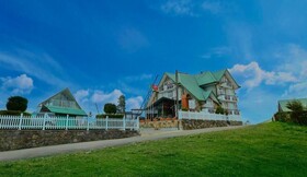 Victoria Court Suites