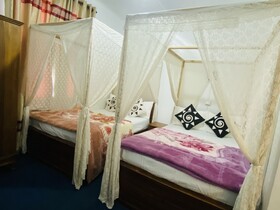 Zion White House