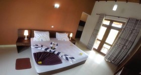 Airport Villa