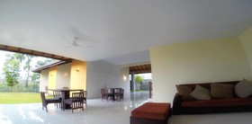 Airport Villa