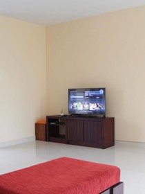 Airport Villa