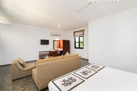 Camellia Resort and Spa
