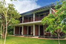 Camellia Resort and Spa