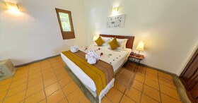 Ehalagala Lake Resort