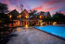 Elephas Resort & Spa