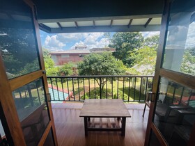 Green Hut Hotel & Restaurant