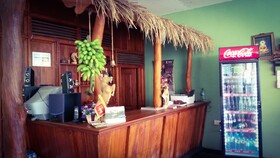 Hungry Lion Resort and Restaurant