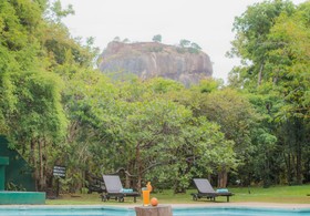Sigiriya Village