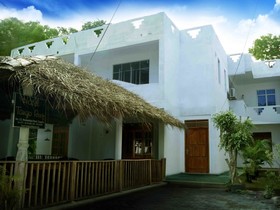 Hotel Tango Reef