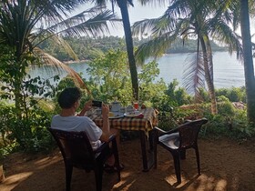 Surf Paradise Hotel