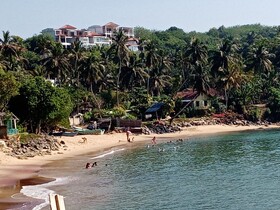 Surf Paradise Hotel