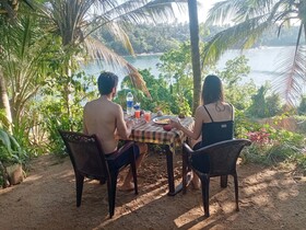 Surf Paradise Hotel