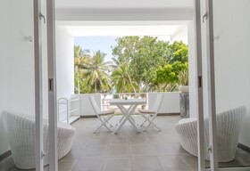 Taru Villas Mawella