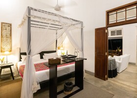 Taru Villas Mawella