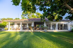 Taru Villas Mawella