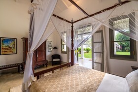 Taru Villas Mawella