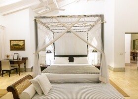 Taru Villas Mawella