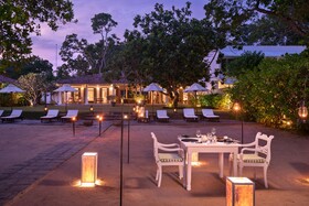 Taru Villas Mawella
