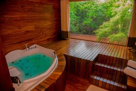 Leopard Reach Yala By Seven Angels