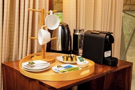 Leopard Reach Yala By Seven Angels