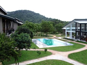 Magampura Eco Village Resort