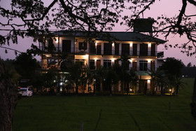 Serene Park Hotel