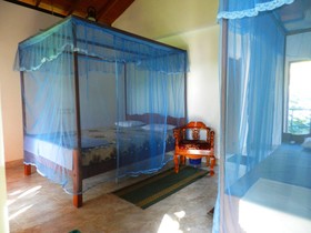 Traveller's Home Hotel